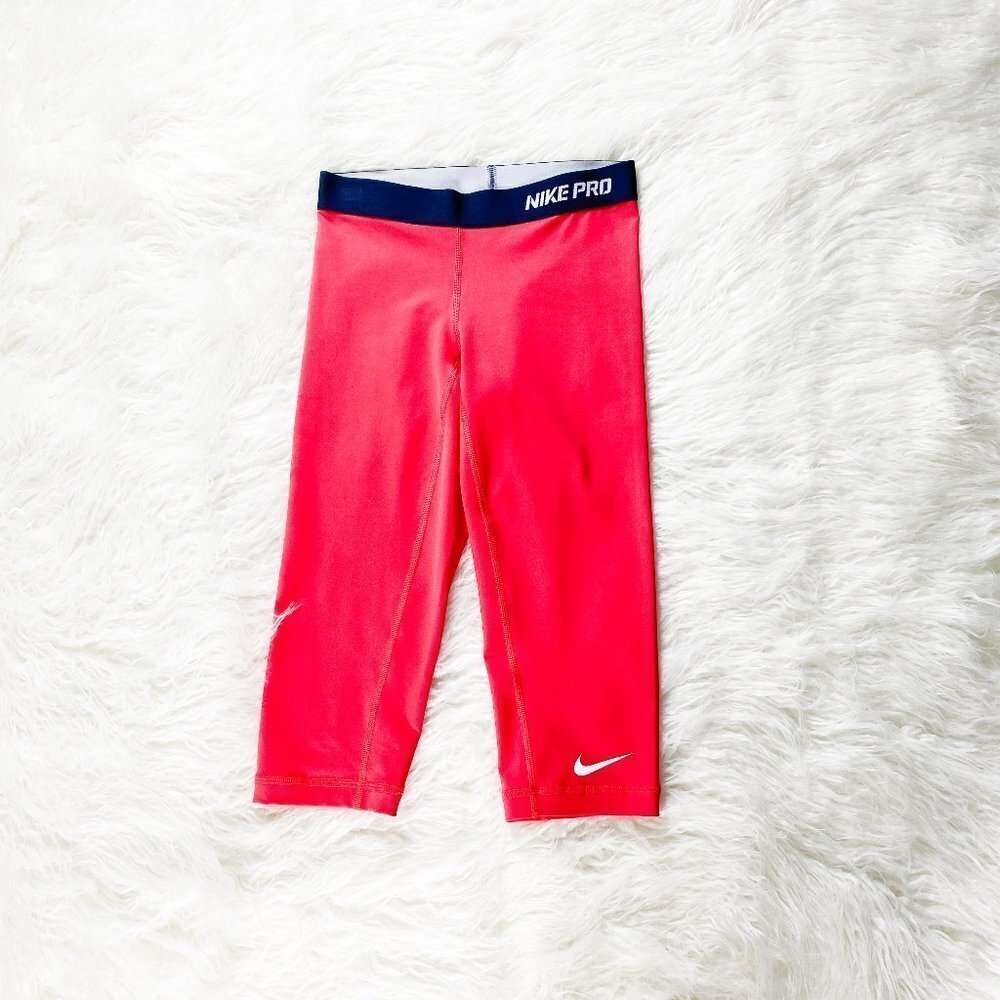 🦋 NIKE PRO Red Spandex Leggings Capri Crop XS Cheer Casual Workout Running Yoga